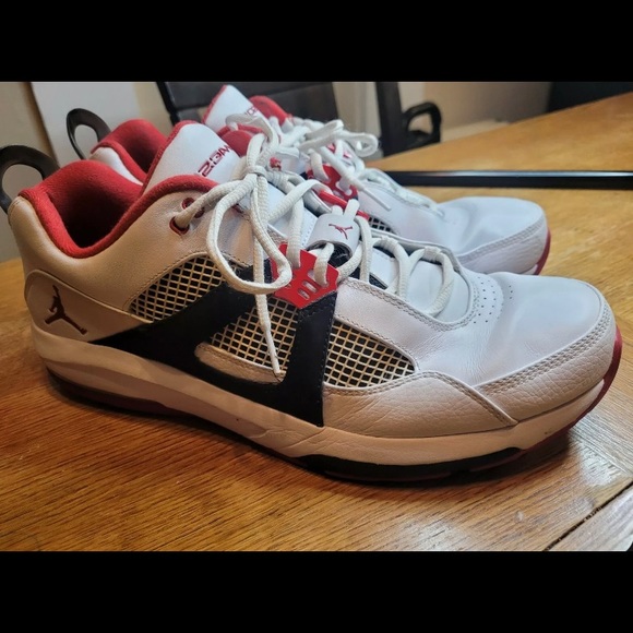 Jordan Trunner White Varsity Red Size 13 - Picture 2 of 3